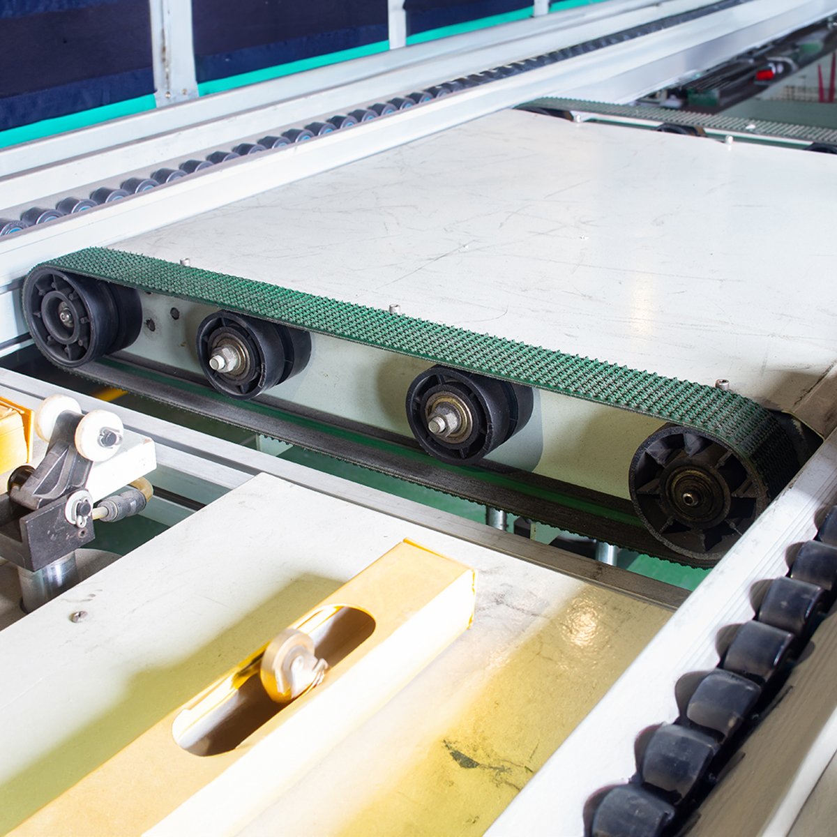 Conveyor Systems & Equipment | Maveneer
